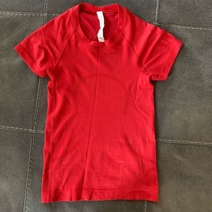 Lululemon Red Swiftly Tech